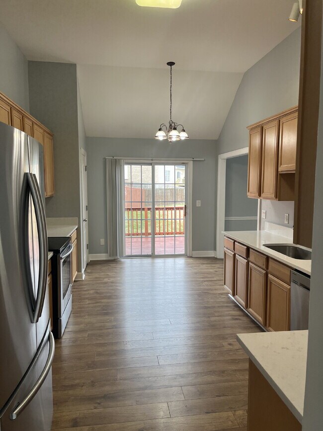 Building Photo - "Discover Spacious Living: 4-Bedroom, 3-Bath Gem in Brentwood's Autumn Crossing!"