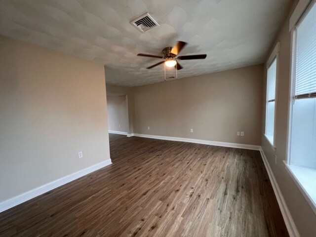 Building Photo - 27B Asselin St