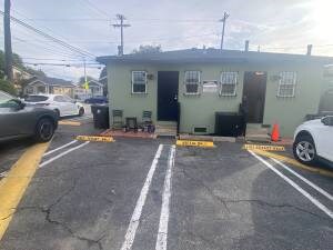 Building Photo - 1313 Termino Ave