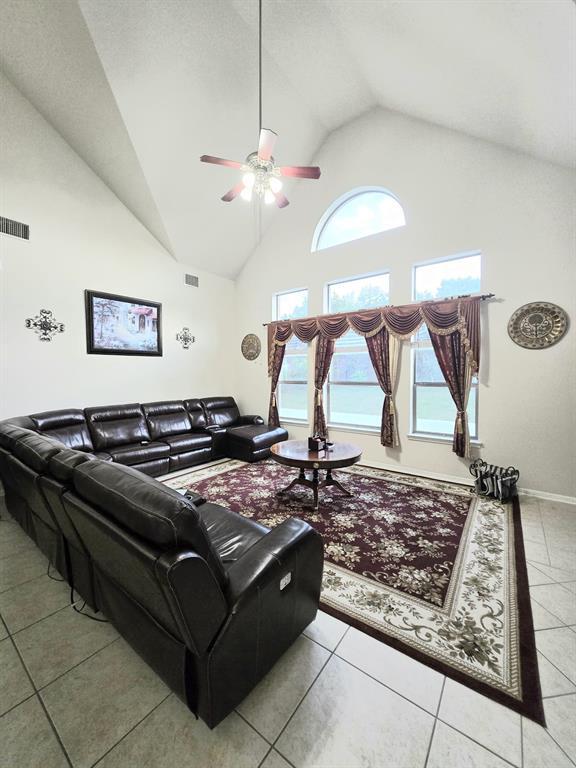 Building Photo - 12617 Capella Trail