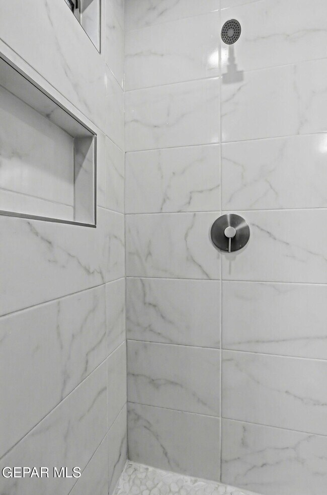 Building Photo - 13808 Paseo Sereno Dr