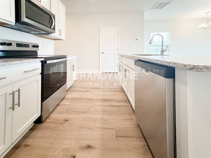 Building Photo - 1016 Wildflower Dr