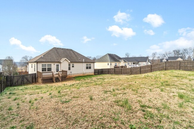 Building Photo - Four Bedroom with Finished Basement!