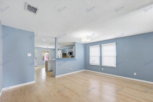 Building Photo - 8401 Swan Park Dr