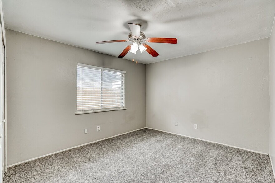 Building Photo - 15614 Mendocino Dr