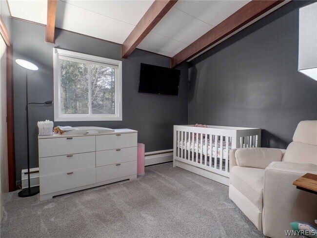 Building Photo - 2392 N Maple Ave