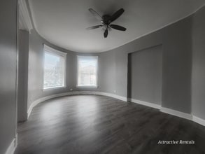 Building Photo - 3654 S Indiana Ave