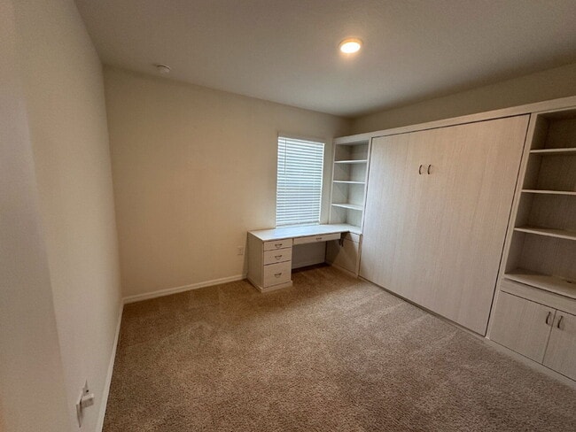 Building Photo - 4186 Looking Glass Pl