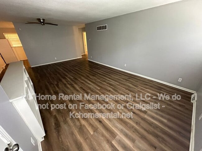 Building Photo - 3028 N 71 St