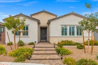 Building Photo - Fabulous Home!