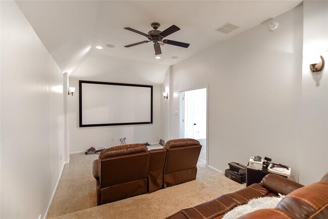 Building Photo - 13714 Oak Harbor Bend