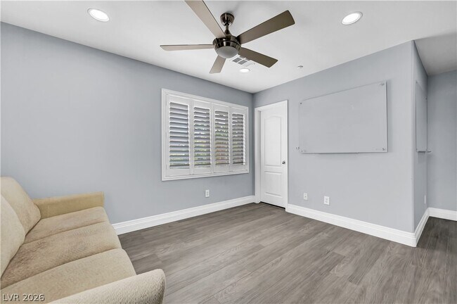 Building Photo - 1289 Vietti St