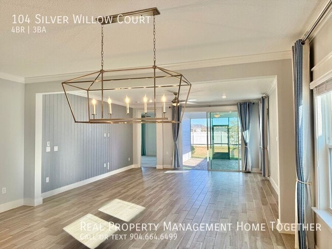 Building Photo - 104 Silver Willow Ct