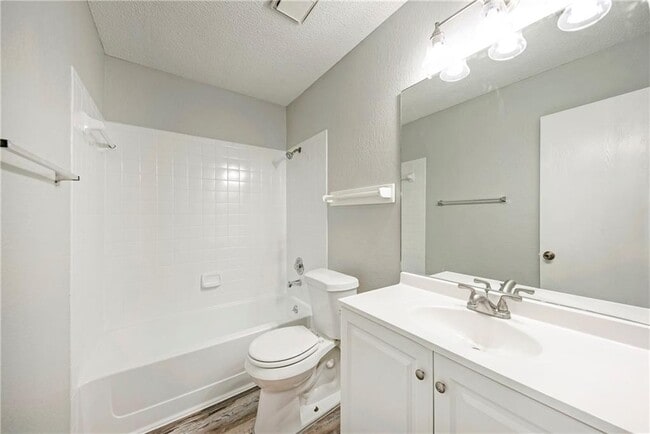 Building Photo - 12221 Tyson Cove