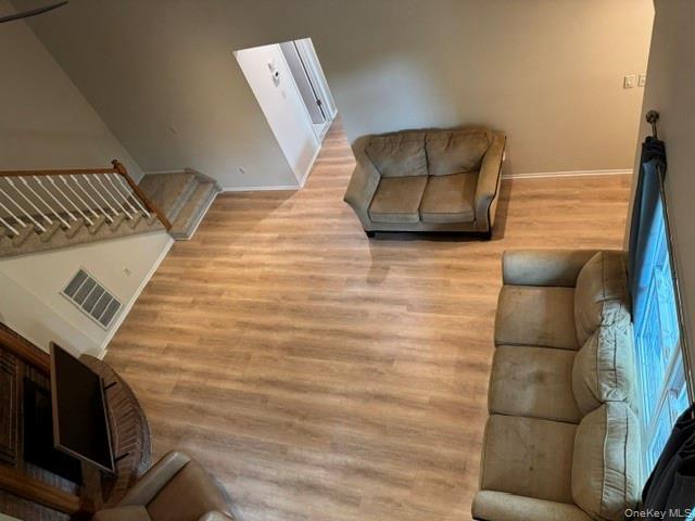 Building Photo - 34 Candlestick Ct