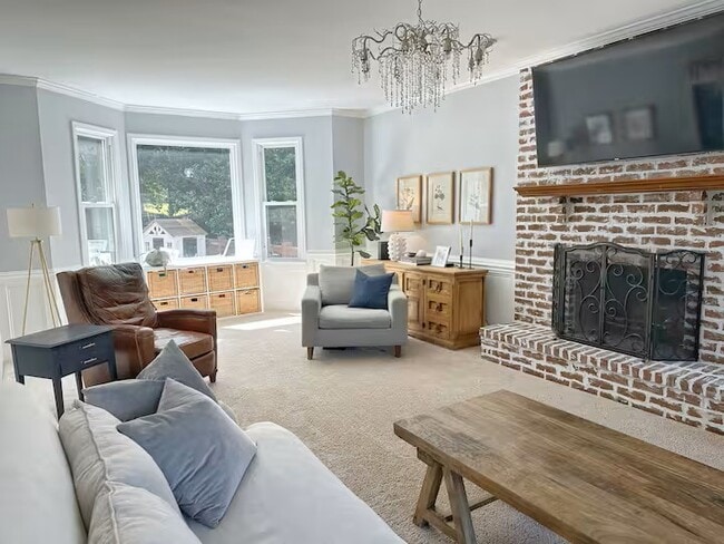 Building Photo - 4462 Cape Cod Dr