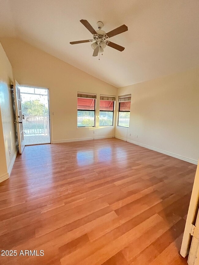 Building Photo - 5545 W Wethersfield Dr