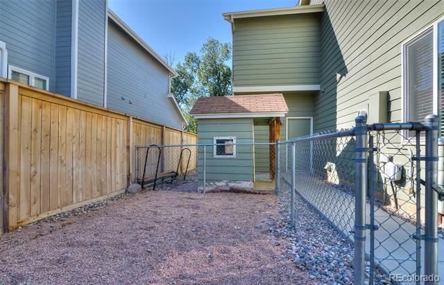 Building Photo - 1025 Brittany Way