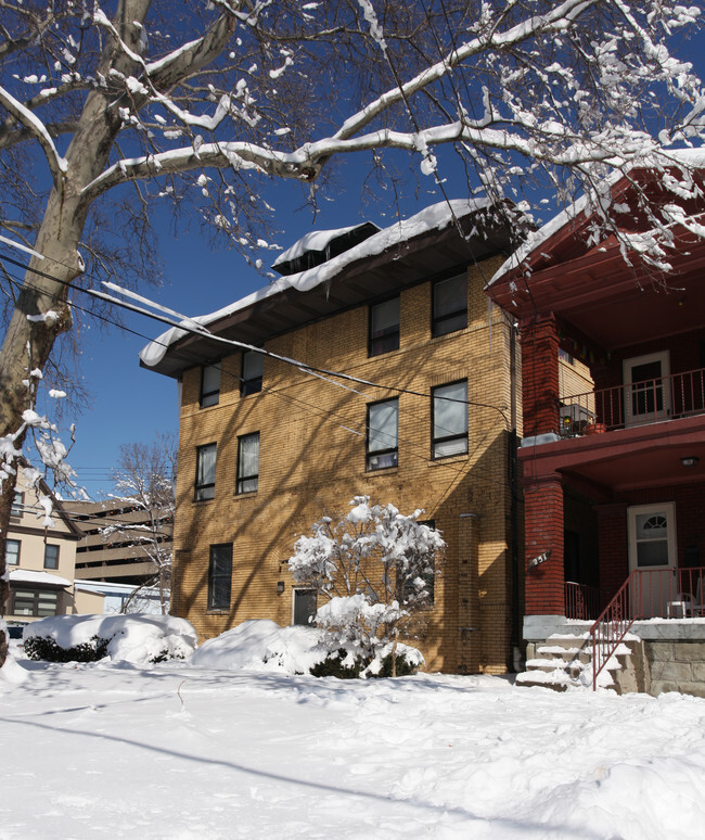 Building Photo - 241 Mckee Place