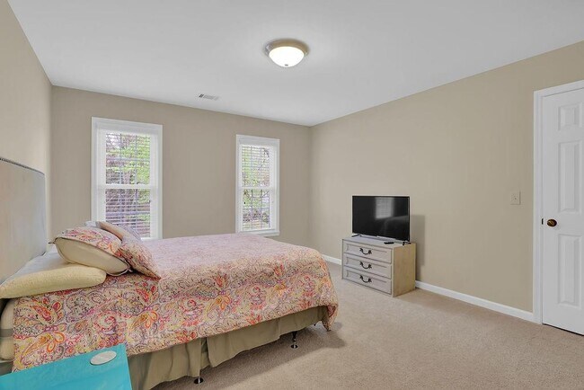 Building Photo - 705 Wood Valley Trce