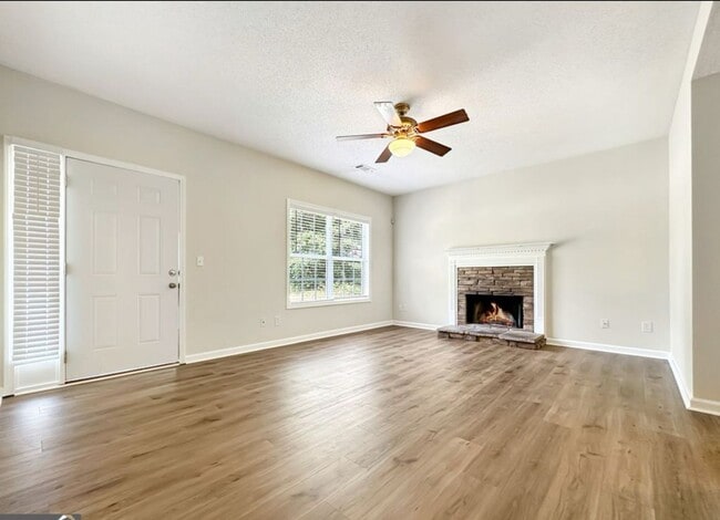 Building Photo - 80 Corn Crib Dr