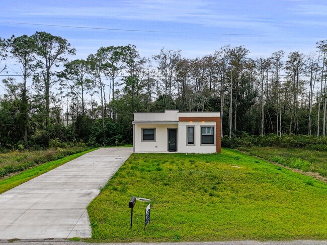 Building Photo - 1917 Lorna Ave