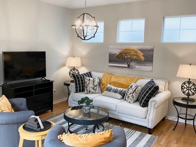 Building Photo - 2756 Autumn Harvest Way