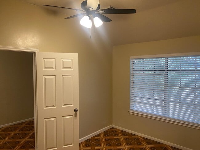 Building Photo - 4026 Clayton Bend Ct