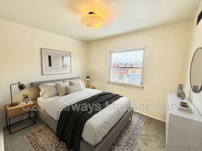 Building Photo - 703 Brookline Blvd