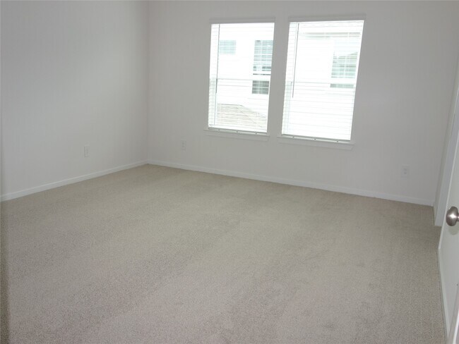 Building Photo - 620 Sand Dollar Dr