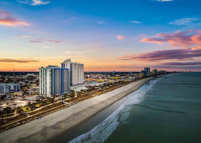 Building Photo - Oceanview Paradise at the Beach