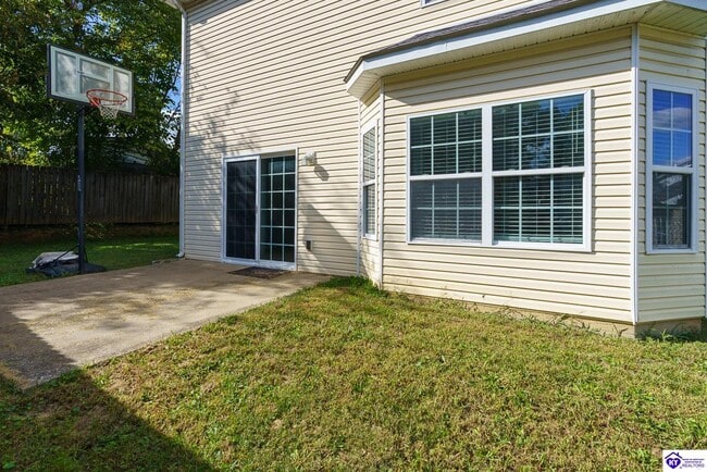 Building Photo - 107 Arbor Meadow Ct