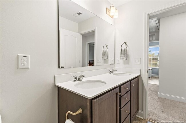 Building Photo - 216 Bunting Dr