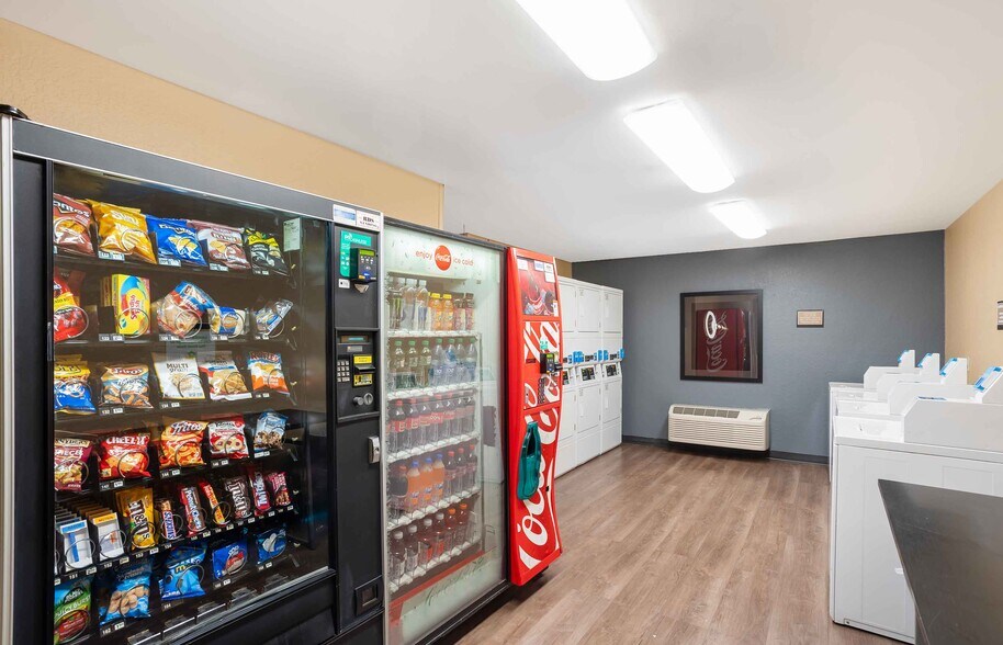 Building Photo - Furnished Studio-Philadelphia - Bensalem