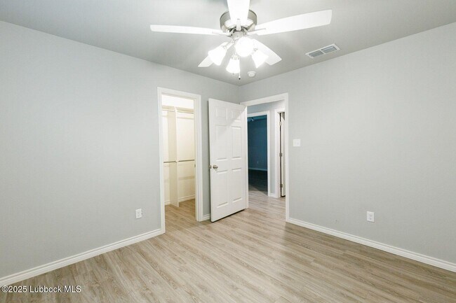 Building Photo - 7913 C R 5850