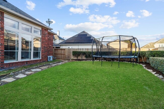 Building Photo - 2822 Taylorcrest