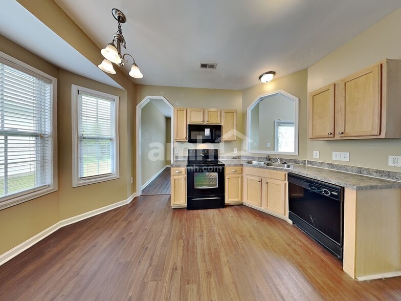 Building Photo - 4049 Alder Grove Ln