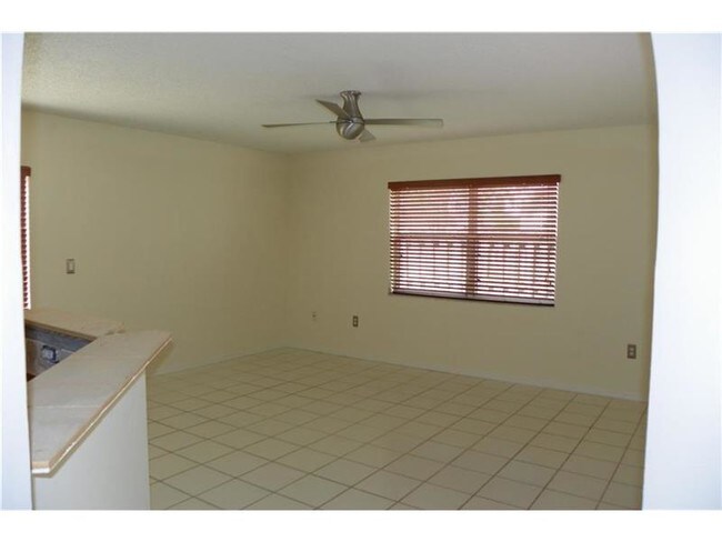 Building Photo - 14804 SW 155th Pl