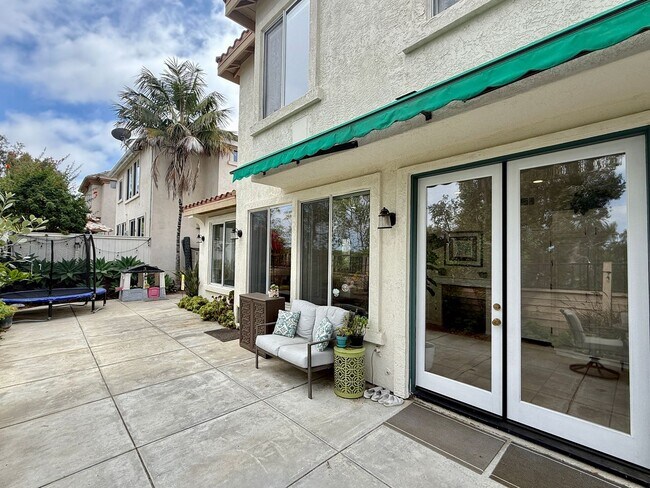 Building Photo - Spectacular Home in the Heart of Encinitas