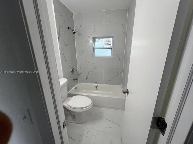Building Photo - 3251 SW 56th Ave