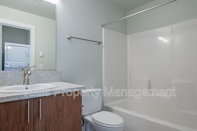 Building Photo - 13001 S Crompton Lane