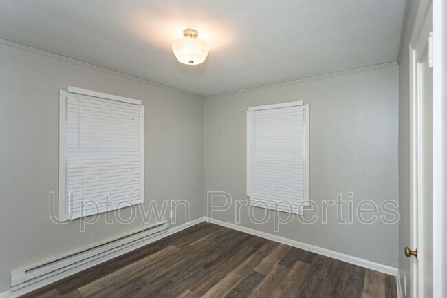 Building Photo - 3743 SE Cesar Estrada Chavez Blvd