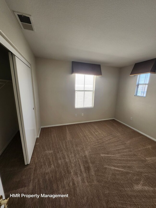 Building Photo - Gorgeous single family home in Chino