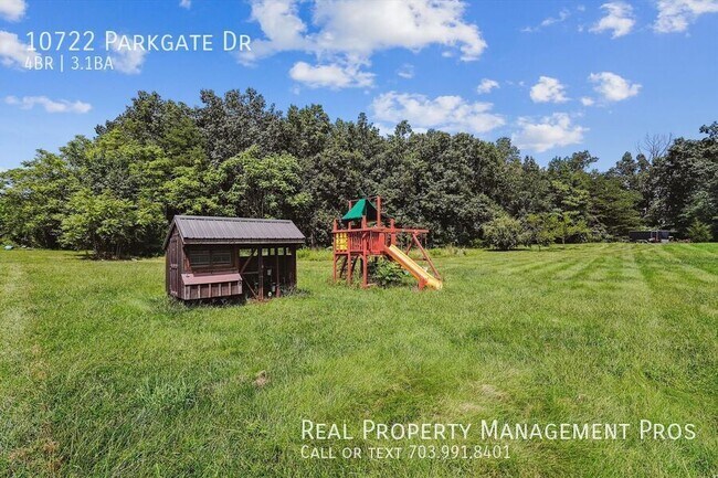 Building Photo - 10722 Parkgate Dr