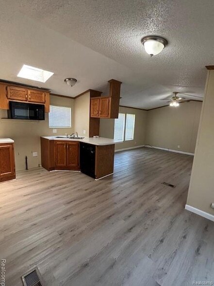 Building Photo - 1478 Coachlight Ct