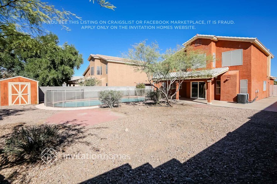 Building Photo - 1013 Companion Way