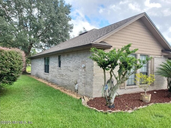 Building Photo - 7589 Fawn Lake Dr S