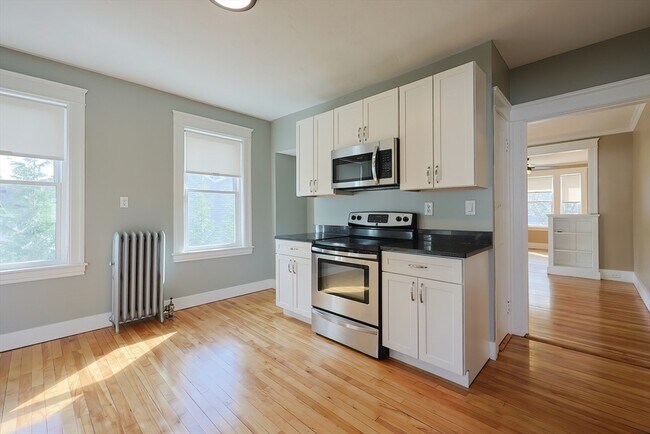 Building Photo - 19 Brantwood Rd