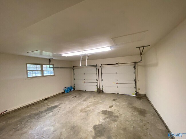 Building Photo - 710 Mountain Gap Rd SE