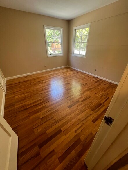 Building Photo - 2733 Bryant St